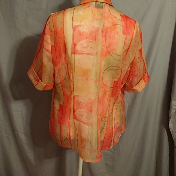 Light top blouse - Picture 2 of 4